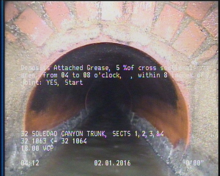 Deposits Attached Grease, 5 %of cross sectional area, from 04 to 08 o'clock, , within 8 inches of joint: YES, Start