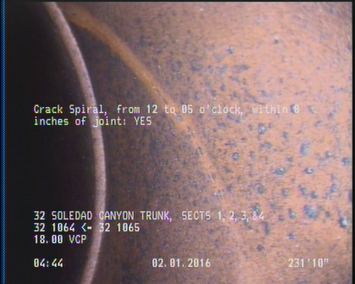 Crack Spiral, from 12 to 05 o'clock, within 8 inches of joint: YES