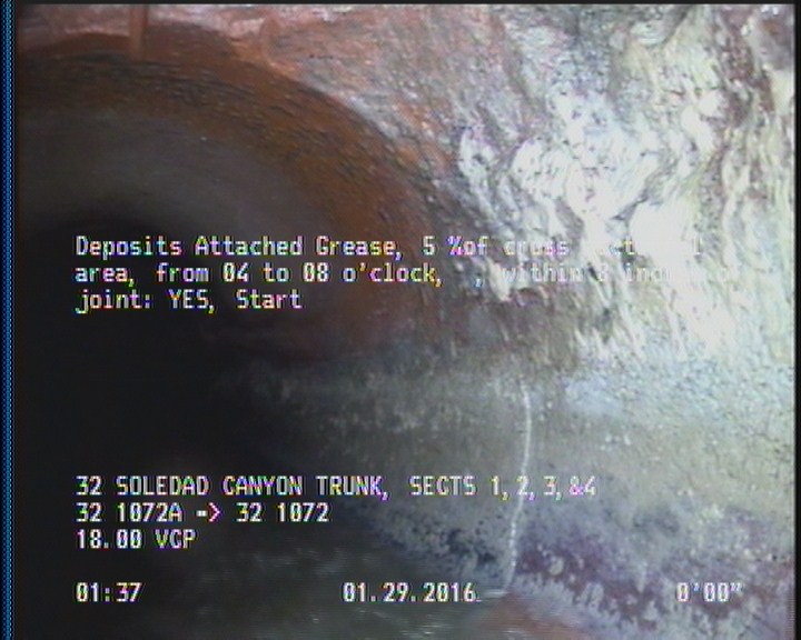 Deposits Attached Grease, 5 %of cross sectional area, from 04 to 08 o'clock, , within 8 inches of joint: YES, Start