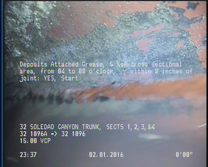 Deposits Attached Grease, 5 %of cross sectional area, from 04 to 08 o'clock, , within 8 inches of joint: YES, Start