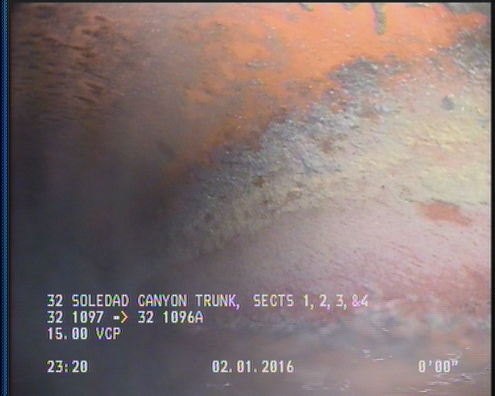 Deposits Attached Grease, 5 %of cross sectional area, from 04 to 08 o'clock, , within 8 inches of joint: YES, Start