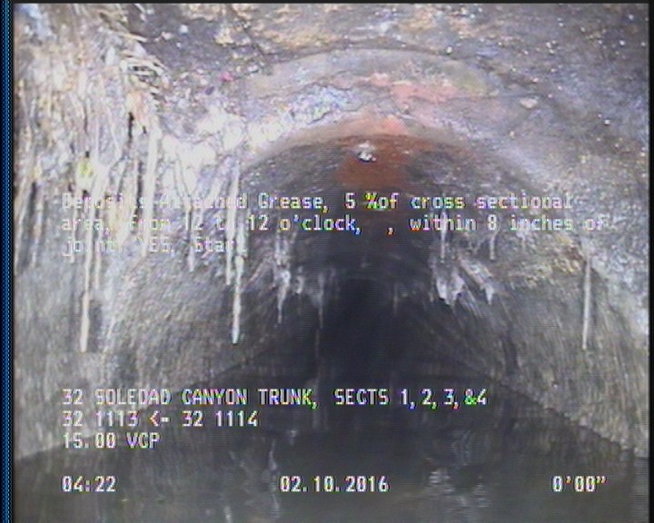 Deposits Attached Grease, 5 %of cross sectional area, from 12 to 12 o'clock, , within 8 inches of joint: YES