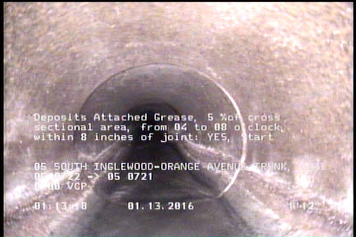 Deposits Attached Grease, 5 %of cross sectional area, from 04 to 08 o'clock, , within 8 inches of joint: YES, Start