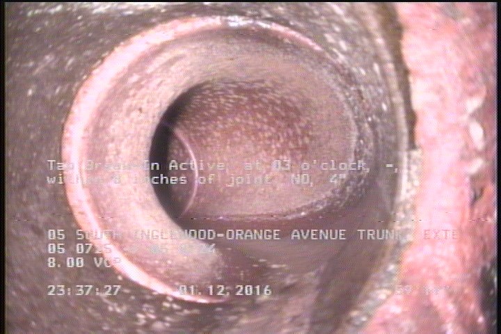 Tap Break-In Active, at 03 o'clock, -, within 8 inches of joint: NO, 4"