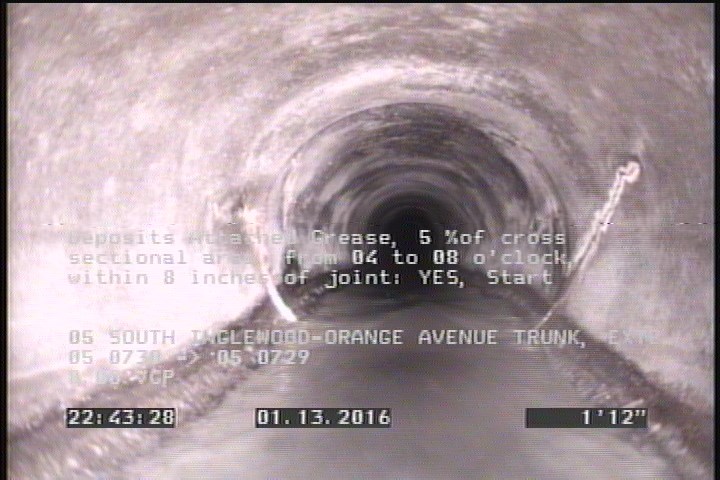 Deposits Attached Grease, 5 %of cross sectional area, from 04 to 08 o'clock, , within 8 inches of joint: YES, Start