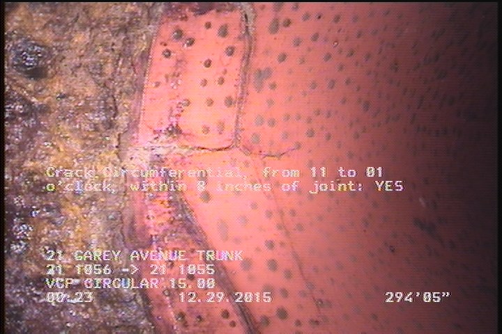 Crack Circumferential, from 11 to 01 o'clock, within 8 inches of joint: YES