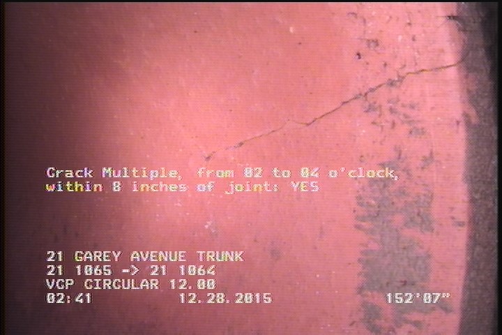 Crack Multiple, from 02 to 04 o'clock, within 8 inches of joint: YES