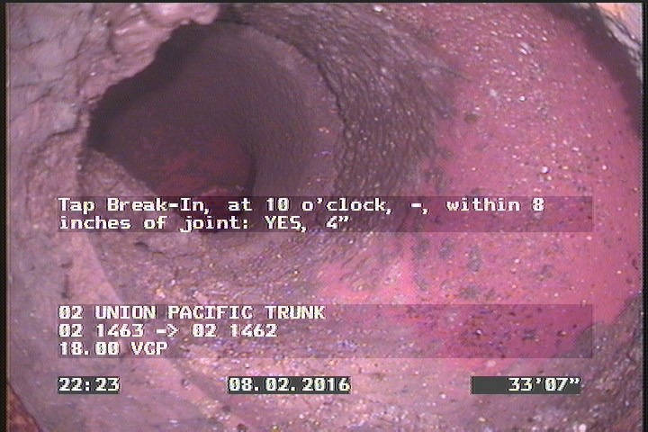 Tap Break-In, at 10 o'clock, -, within 8 inches of joint: YES, 4"