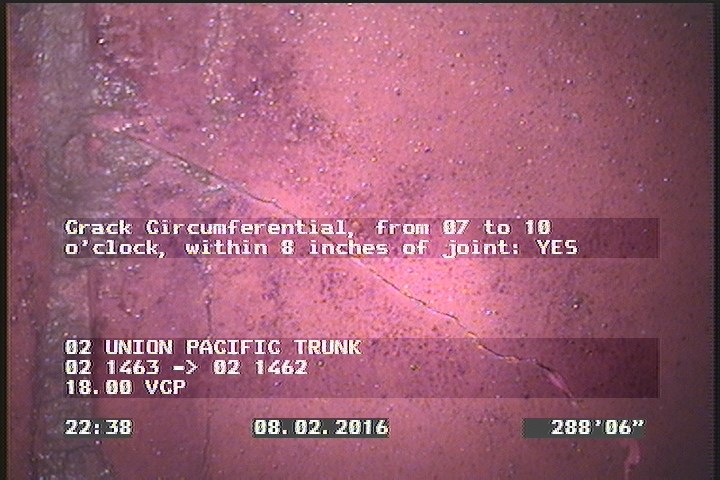 Crack Circumferential, from 07 to 10 o'clock, within 8 inches of joint: YES