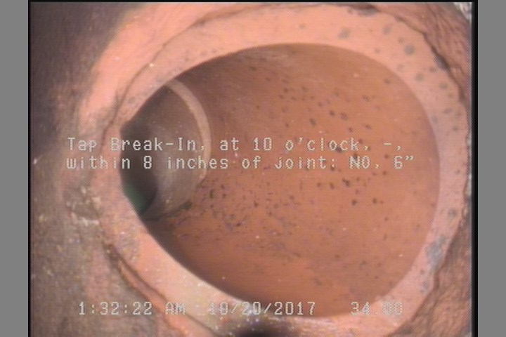 Tap Break-In, at 10 o'clock, -, within 8 inches of joint: NO, 6"