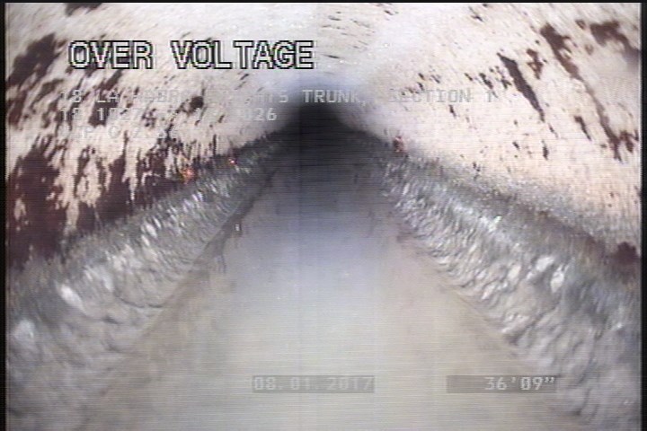 Deposits Attached Grease, 5 %of cross sectional area, from 04 to 08 o'clock, , within 8 inches of joint: YES, Start