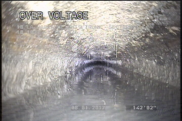 Deposits Attached Grease, 20 %of cross sectional area, from 07 to 06 o'clock, , within 8 inches of joint: YES, Start