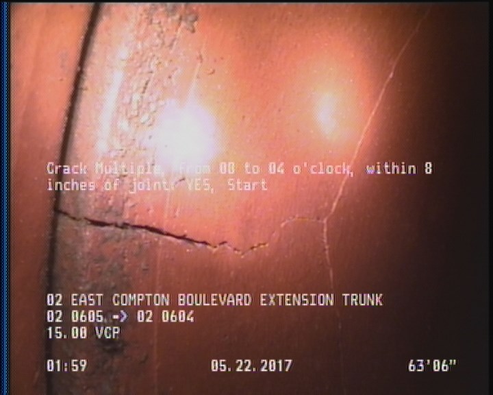 Crack Multiple, from 08 to 04 o'clock, within 8 inches of joint: YES, Start
