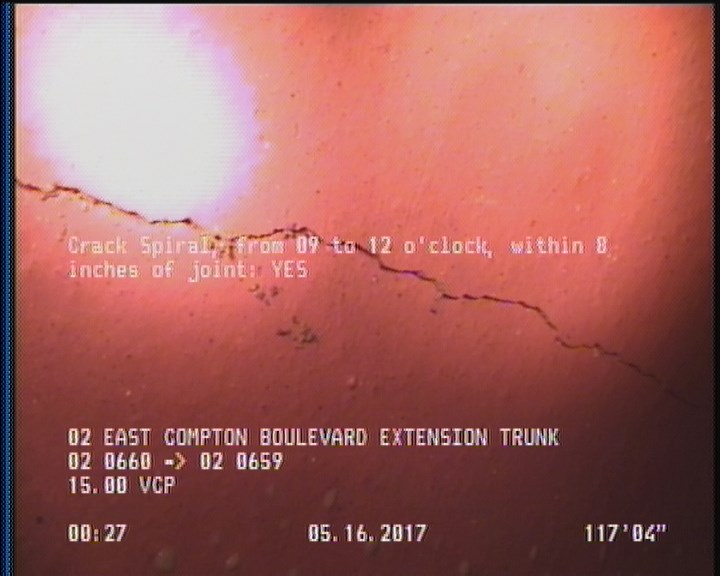 Crack Spiral, from 09 to 12 o'clock, within 8 inches of joint: YES