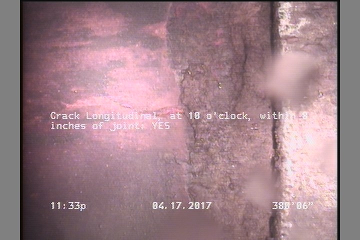 Crack Longitudinal, at 10 o'clock, within 8 inches of joint: YES