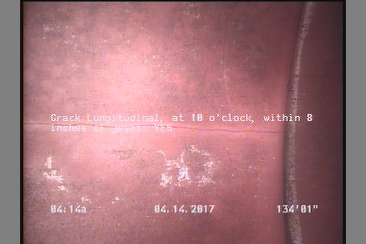Crack Longitudinal, at 10 o'clock, within 8 inches of joint: YES