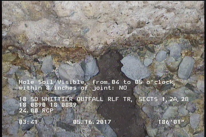 Hole Soil Visible, from 04 to 05 o'clock, within 8 inches of joint: NO