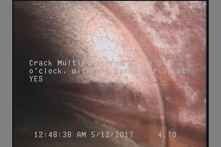Crack Multiple, from 01 to 04 o'clock, within 8 inches of joint: YES