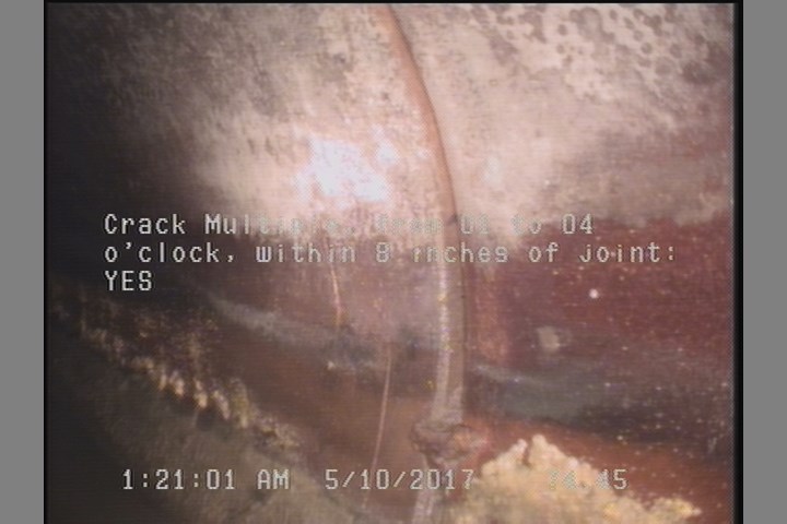 Crack Multiple, from 01 to 04 o'clock, within 8 inches of joint: YES
