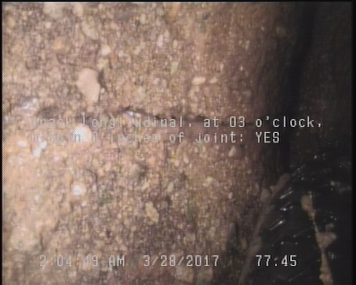 Crack Longitudinal, at 03 o'clock, within 8 inches of joint: YES