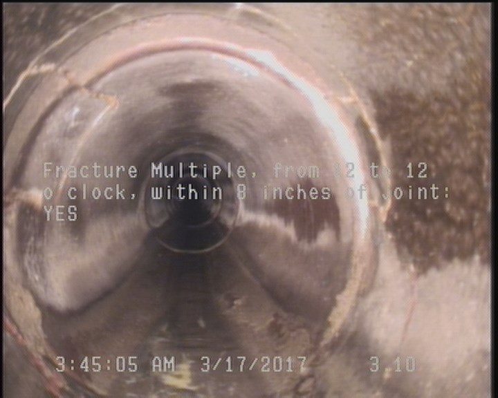 Fracture Multiple, from 12 to 12 o'clock, within 8 inches of joint: YES