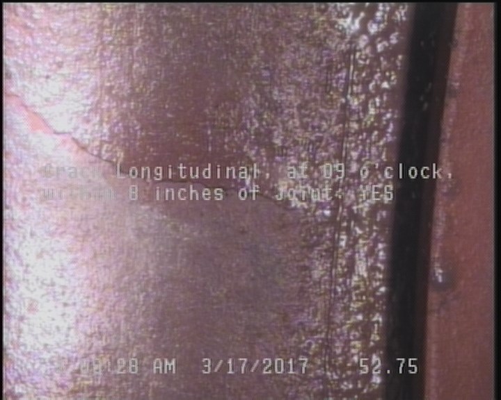 Crack Longitudinal, at 09 o'clock, within 8 inches of joint: YES