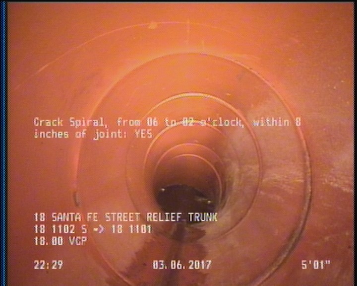 Crack Spiral, from 06 to 02 o'clock, within 8 inches of joint: YES
