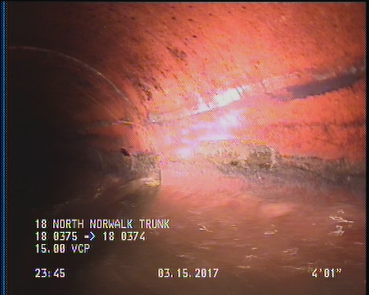 Deposits Attached Grease, 5 %of cross sectional area, from 04 to 08 o'clock, , within 8 inches of joint: YES, Start