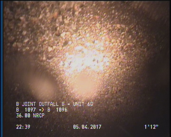 Surface Aggregate Projecting, from 09 to 03 o'clock, within 8 inches of joint: YES, Start