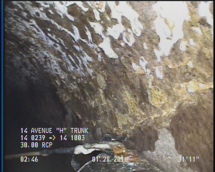 Surface Spalling, from 09 to 03 o'clock, within 8 inches of joint: YES, Start