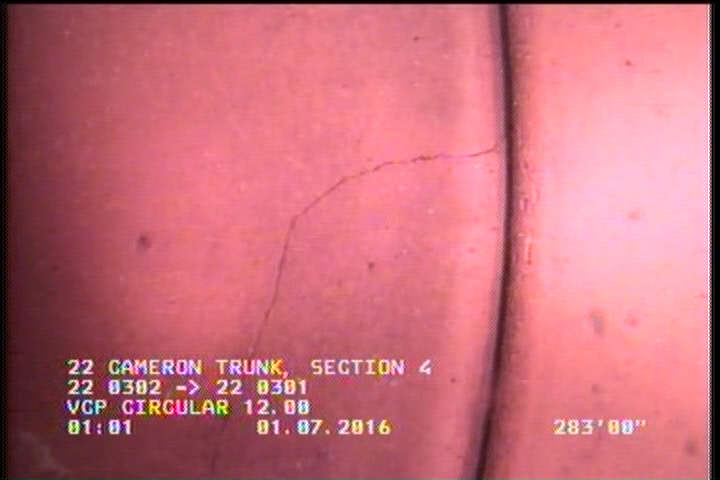 Crack Circumferential, from 12 to 03 o'clock, within 8 inches of joint: YES