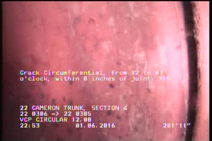 Crack Circumferential, from 12 to 03 o'clock, within 8 inches of joint: YES