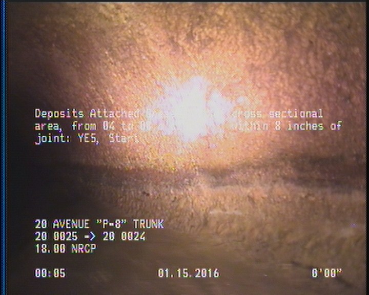Deposits Attached Grease, 5 %of cross sectional area, from 04 to 08 o'clock, , within 8 inches of joint: YES, Start