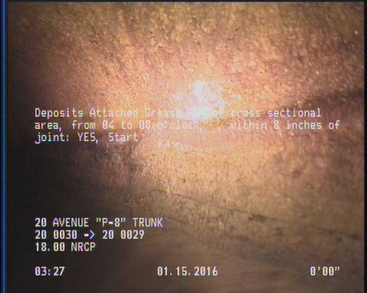 Deposits Attached Grease, 5 %of cross sectional area, from 04 to 08 o'clock, , within 8 inches of joint: YES, Start
