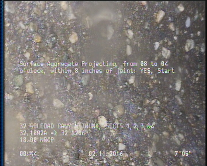 Surface Aggregate Projecting, from 08 to 04 o'clock, within 8 inches of joint: YES, Start