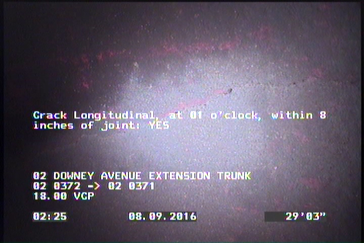 Crack Longitudinal, at 01 o'clock, within 8 inches of joint: YES