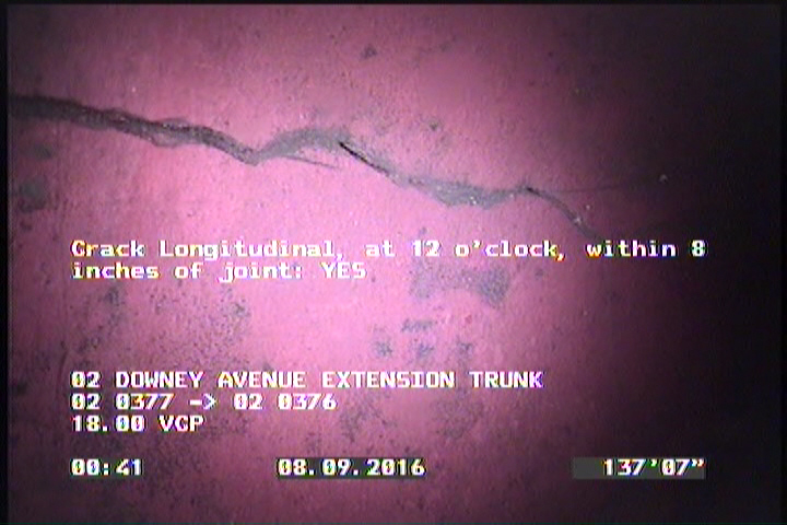 Crack Longitudinal, at 12 o'clock, within 8 inches of joint: YES