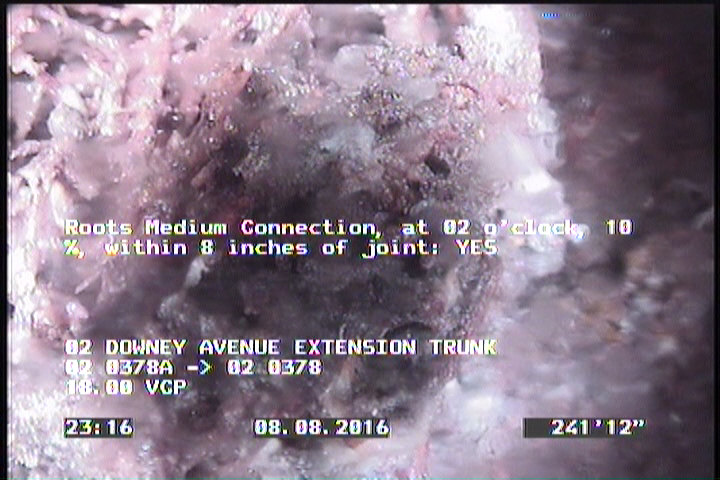 Roots Medium Connection, at 02 o'clock, 10 %, within 8 inches of joint: YES