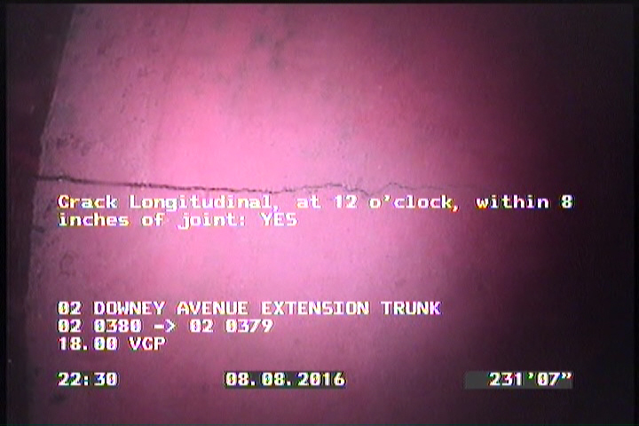 Crack Longitudinal, at 12 o'clock, within 8 inches of joint: YES