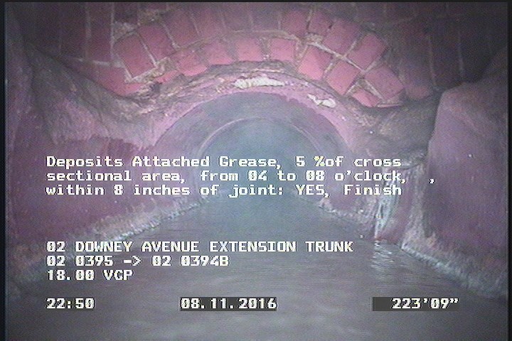 Deposits Attached Grease, 5 %of cross sectional area, from 04 to 08 o'clock, , within 8 inches of joint: YES, Finish