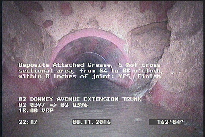 Deposits Attached Grease, 5 %of cross sectional area, from 04 to 08 o'clock, , within 8 inches of joint: YES, Finish