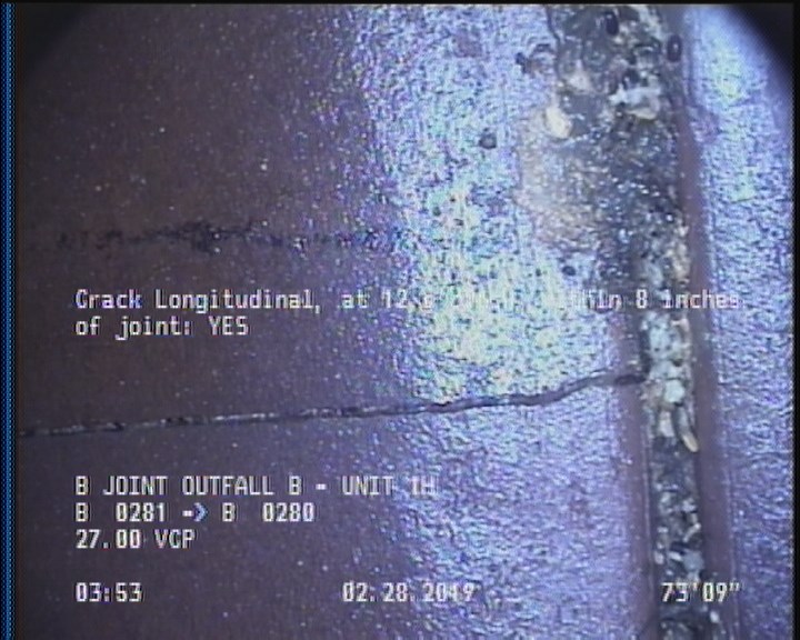 Crack Longitudinal, at 12 o'clock, within 8 inches of joint: YES
