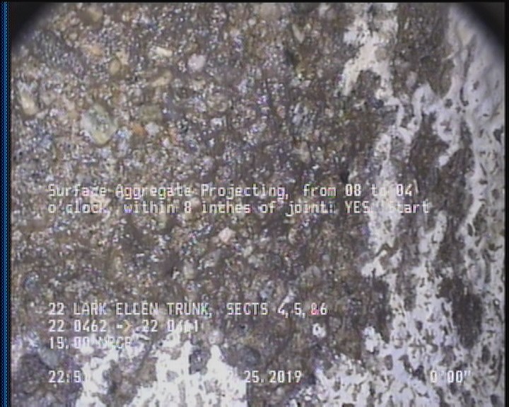 Surface Aggregate Projecting, from 08 to 04 o'clock, within 8 inches of joint: YES, Start