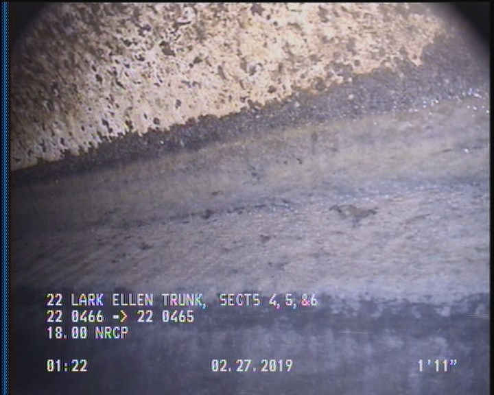 Deposits Attached Grease, 5 %of cross sectional area, from 04 to 08 o'clock, , within 8 inches of joint: YES, Start