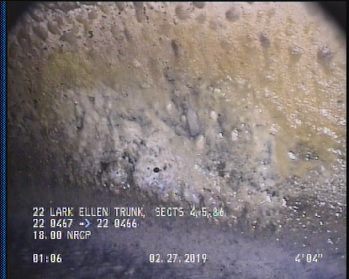 Deposits Attached Grease, 5 %of cross sectional area, from 04 to 08 o'clock, , within 8 inches of joint: YES, Start