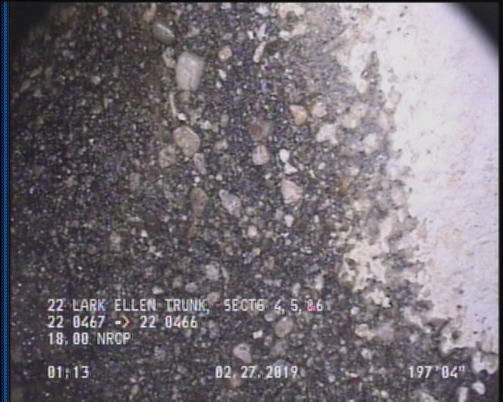 Surface Aggregate Projecting, from 08 to 04 o'clock, within 8 inches of joint: YES, Start