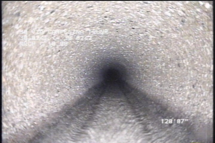 Surface Aggregate Missing, from 08 to 04 o'clock, within 8 inches of joint: NO - SEVERE AGG