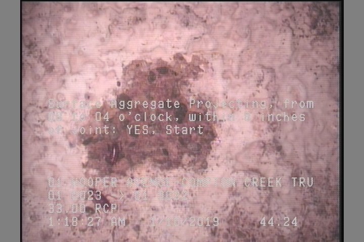 Surface Aggregate Projecting, from 08 to 04 o'clock, within 8 inches of joint: YES, Start