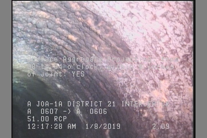 Surface Aggregate Projecting, from 08 to 04 o'clock, within 8 inches of joint: YES
