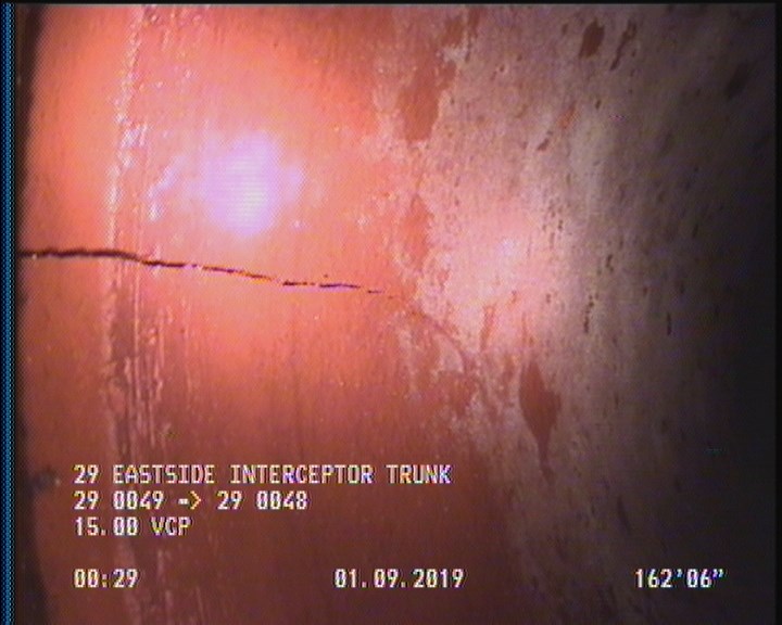 Crack Multiple, from 08 to 04 o'clock, within 8 inches of joint: YES, Start